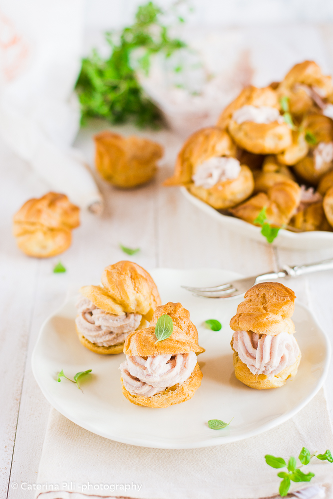 Bignè salati con pasta choux senza burro