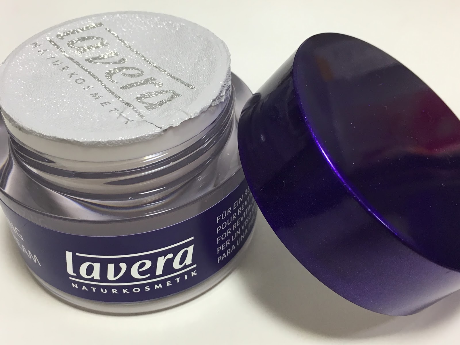 Lavera ReEnergizing Sleeping Cream Photos, Review Kumkum's Beauty