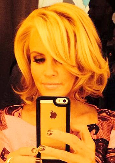 picture of jenny mccarthy bob haircut picture of jenny mccarthy