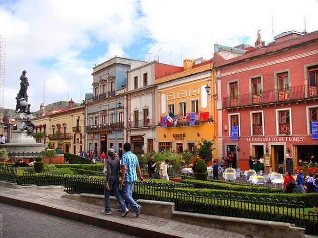 World's 10 most colorful cities - Guanajuato, Mexico picture