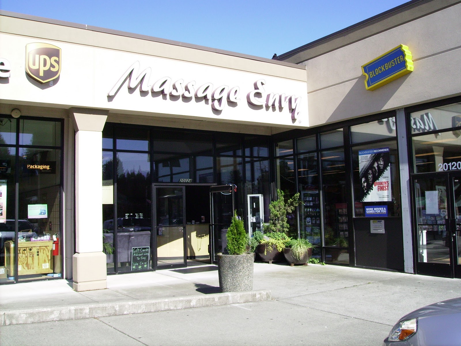 Shoreline Area News: Massage for the Military at Massage Envy on