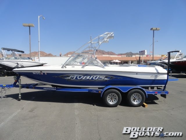 Boulder Boats Blog: 2005 Moomba Mobius LSV