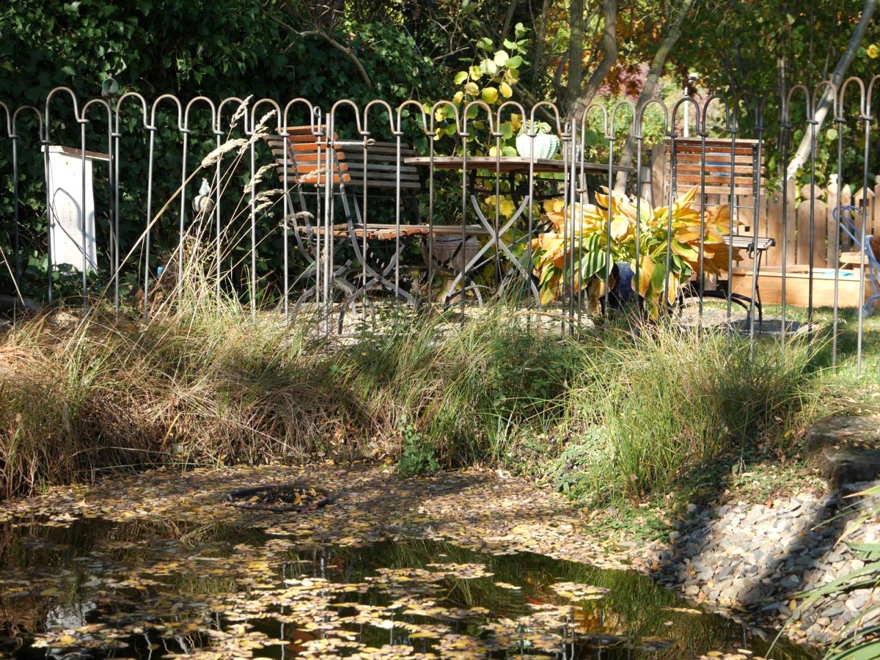 Teich und Steckzäune von www.melabel.be Gartenteich einzäunen