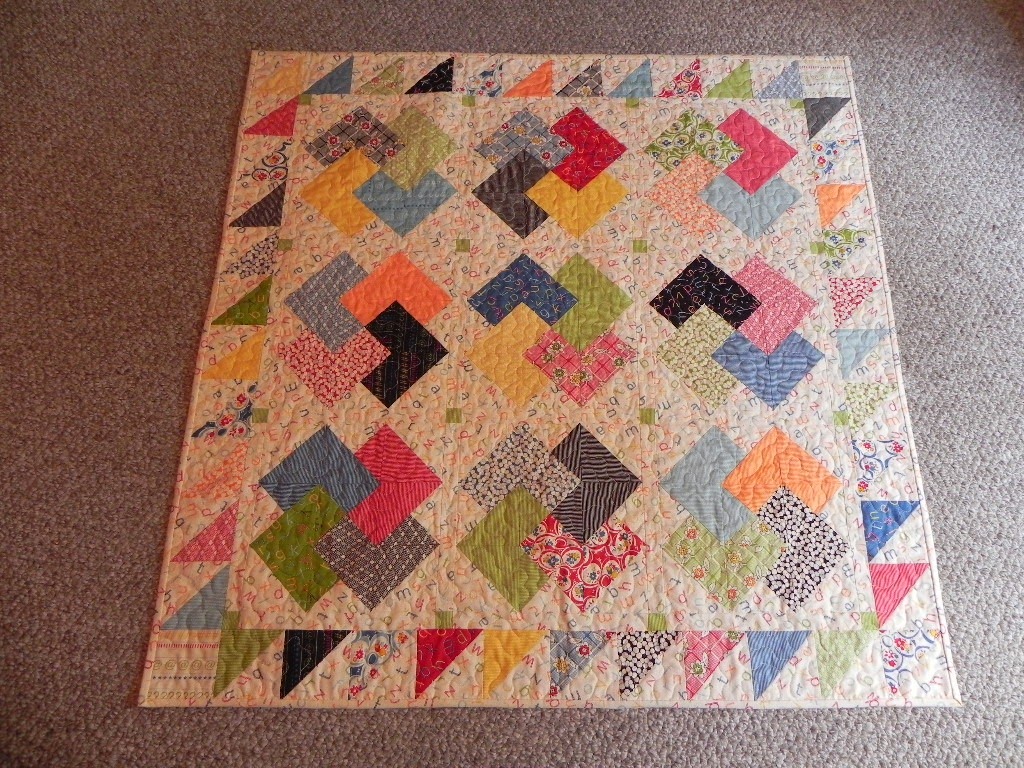 Пэчворк блок диамант. Квилт джейн стикл. Вращающийся коврик для пэчворка. Пэчворк блоки с кругами. Квилты амишей.