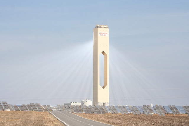 Las torres de energía solar de Sevilla, España