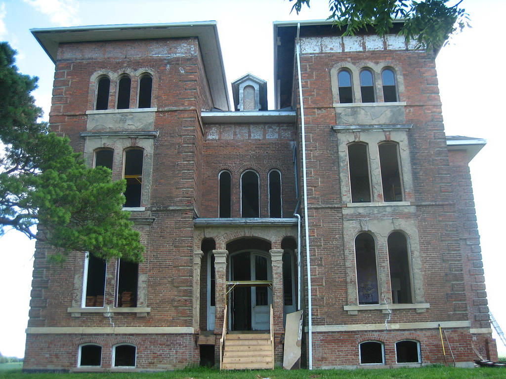 The Picturesque Style Italianate Architecture The William Duncan House, Towanda, IL