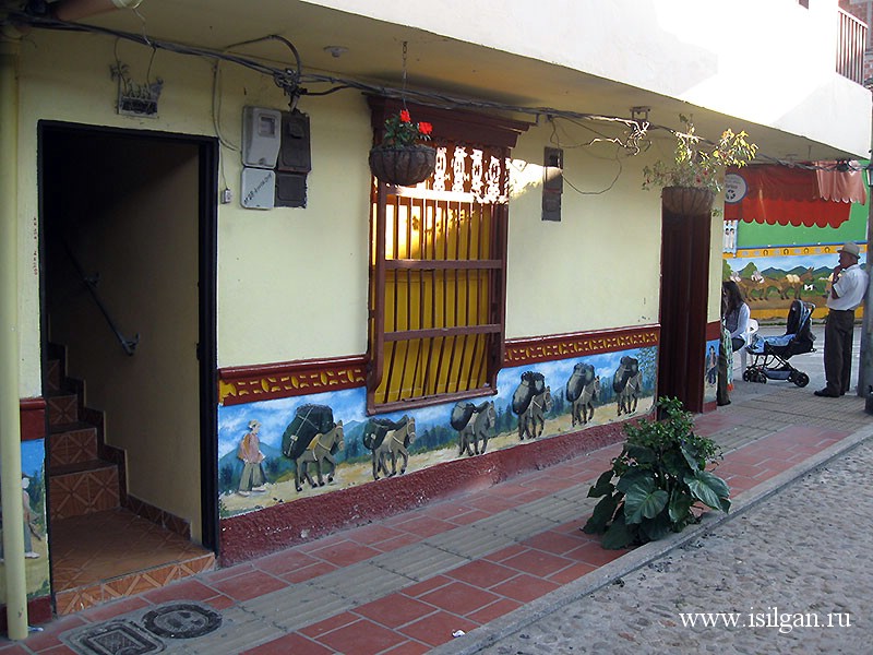 Городок Гуатапе. Колумбия