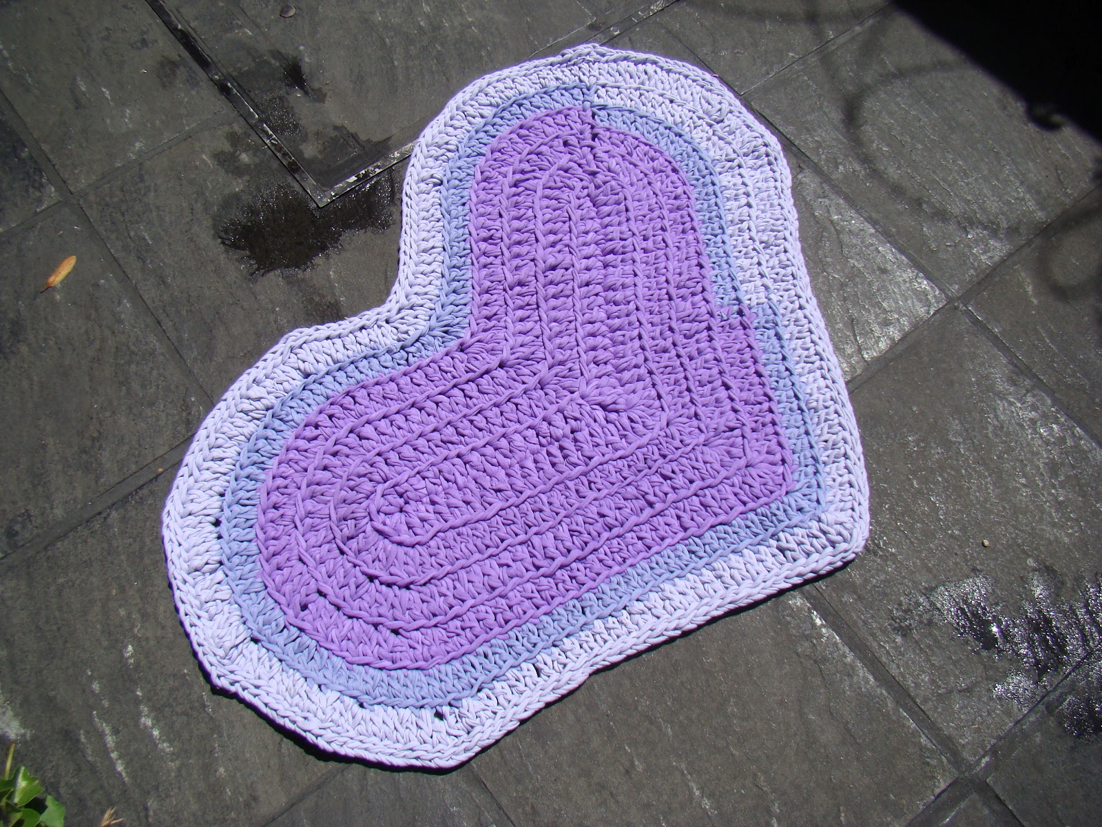 DECOTOTORA: ALFOMBRA CORAZON