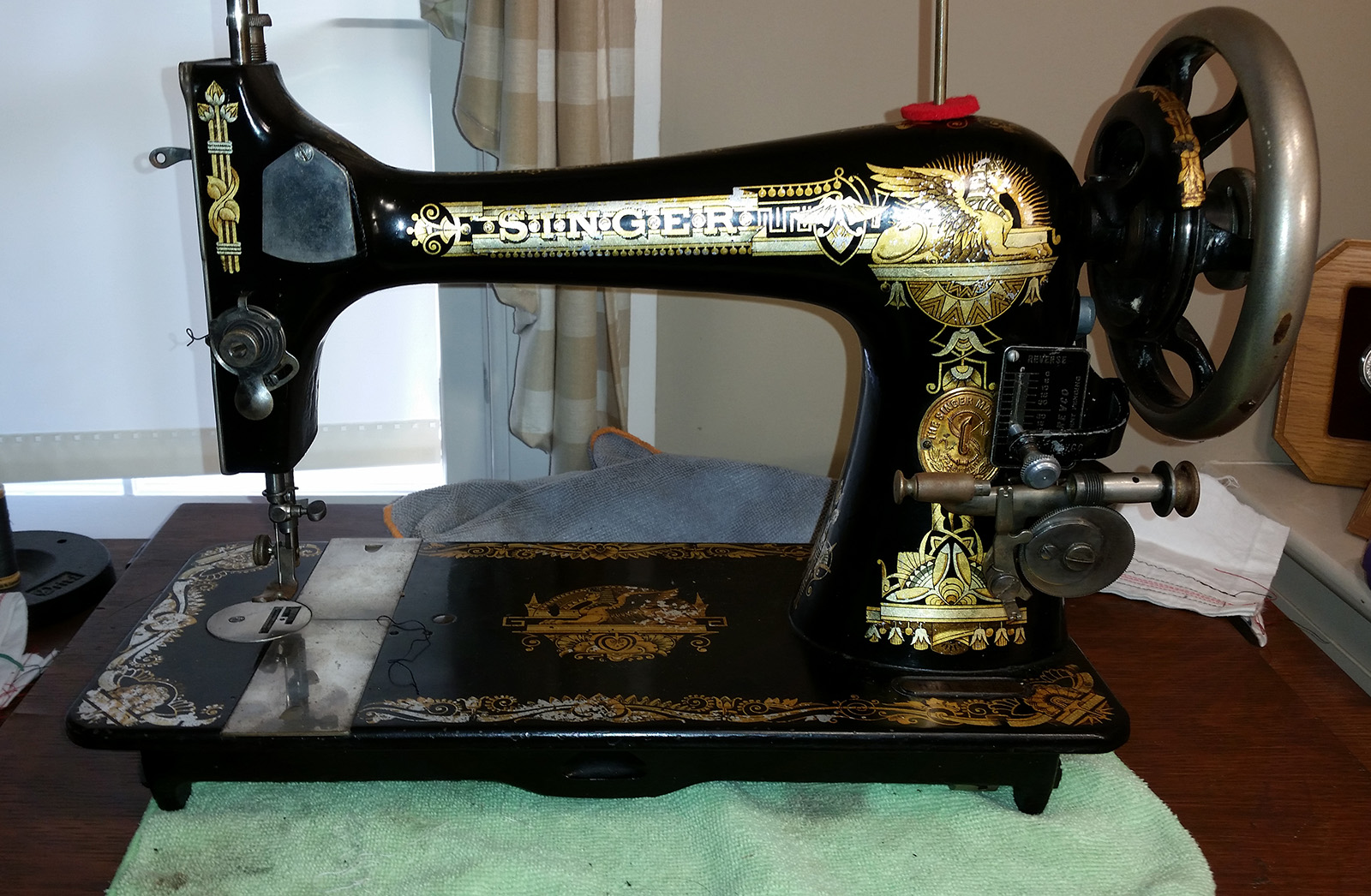 Old Singers And The Like It's Not Awesome, But It Works Revco