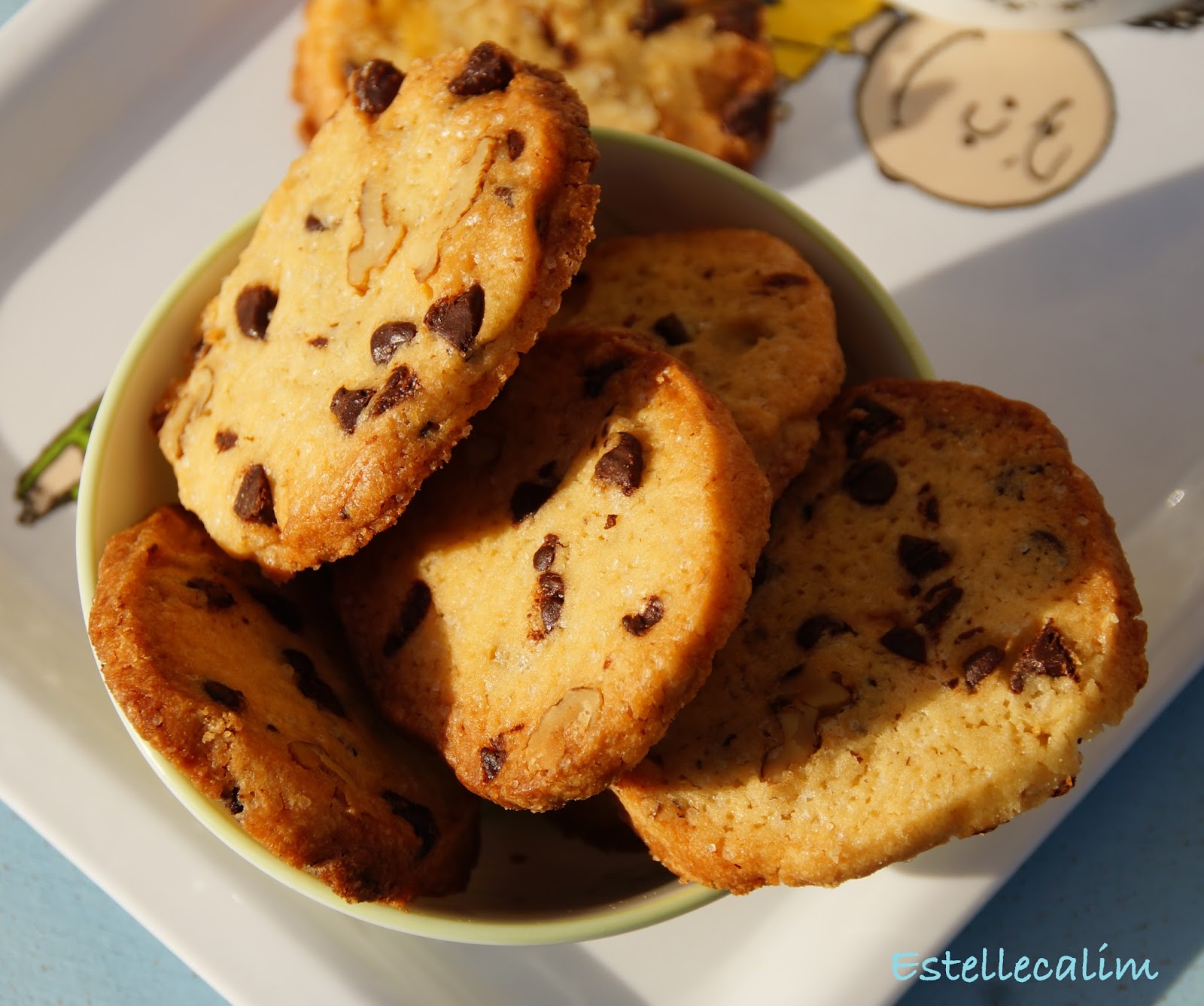 Lire, relire, ne pas lire...: ☆ Des cookies un peu québécois mais ...