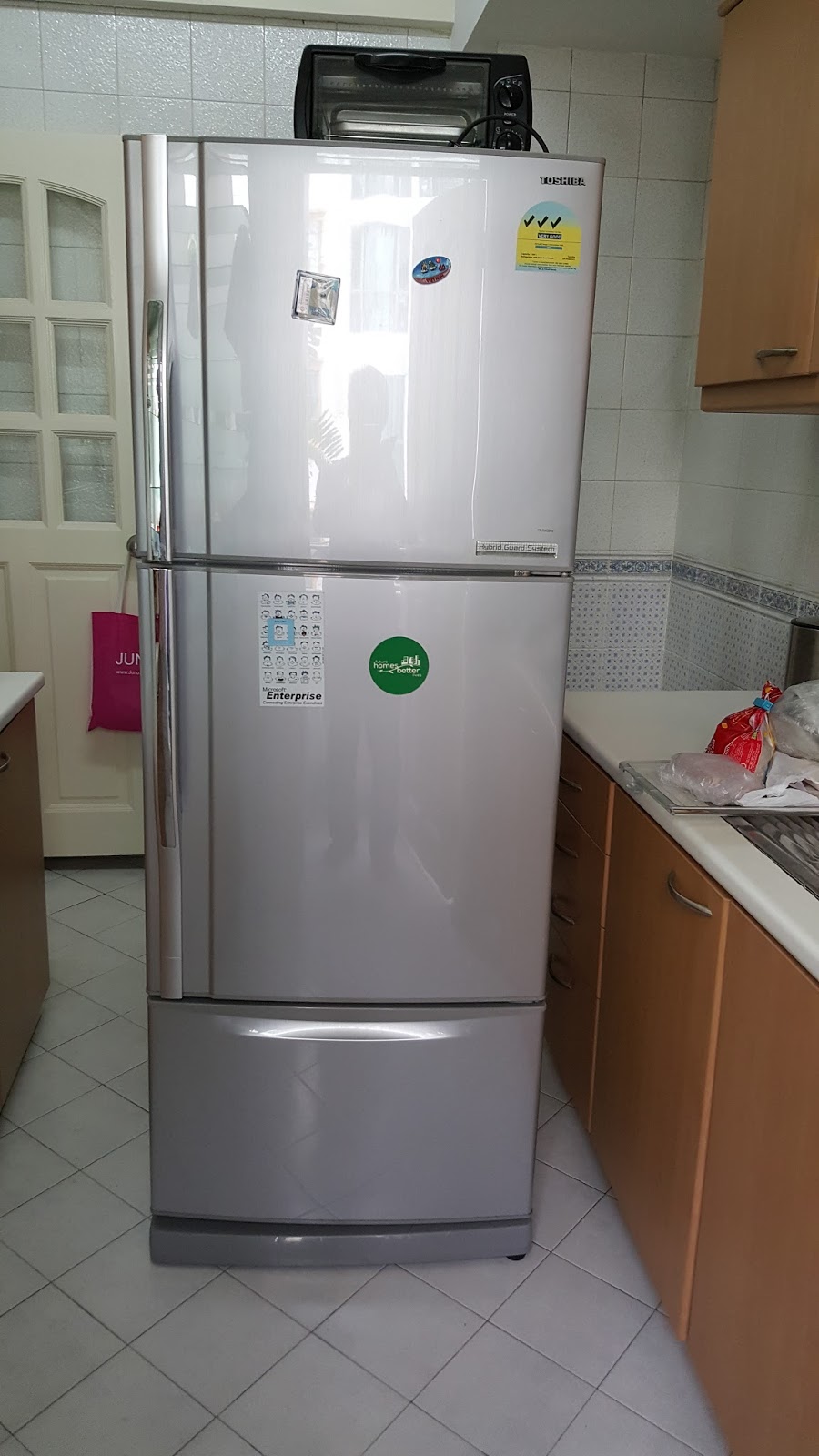 Fridge repair Refrigerator repair Singapore Toshiba Fridge Repair