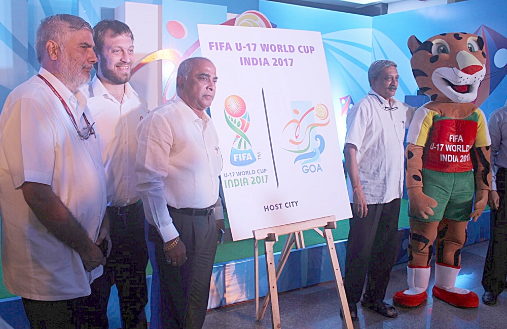 Dwarka Parichay News - Info Services: CM Manohar Parrikar launches Goa Host  City Logo for FIFA U-17 World Cup India 2017