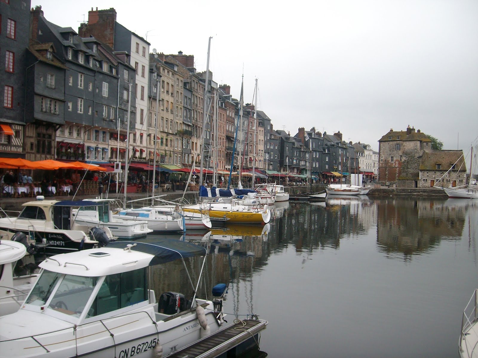 Walk with Sandra Honfleur, Etretat and Giverny, France 1113 April 2009