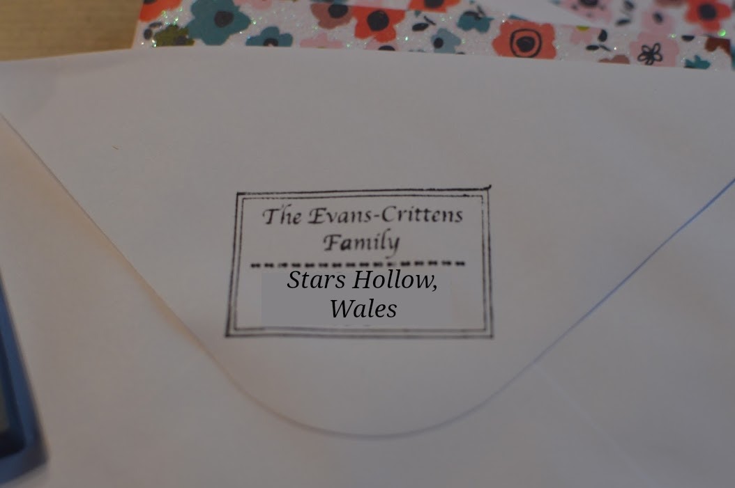, Writing Cards and Wrapping Christmas Presents with Stamptastic Christmas Stamps