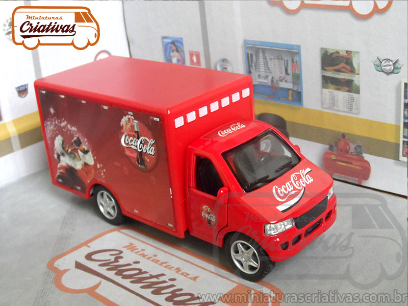 Caminhão Baú em Miniatura Coca Cola Caravana Natal