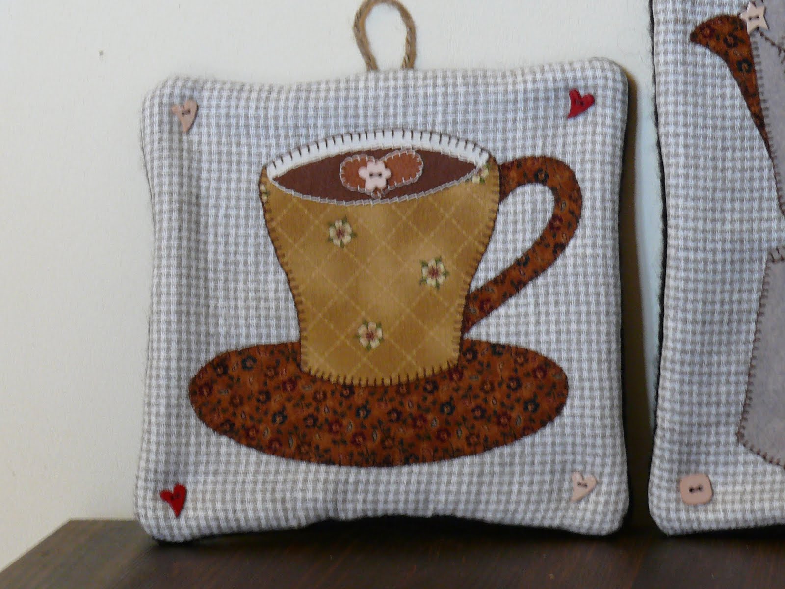 In punta d'ago Appliqué su presine