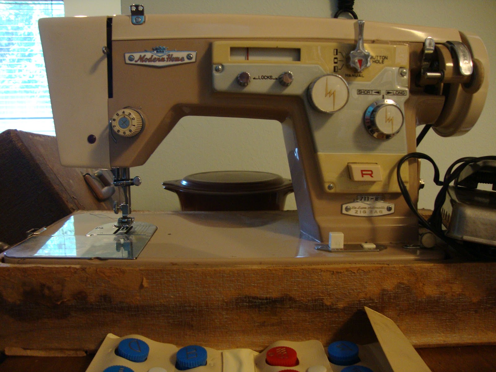 adayinthelife Vintage Sewing Machines.........