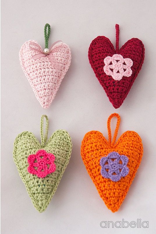 Crochet hearts free pattern by Anabelia