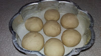 http://www.indian-recipes-4you.com/2017/07/how-to-make-pav-without-oven-in-hindi.html