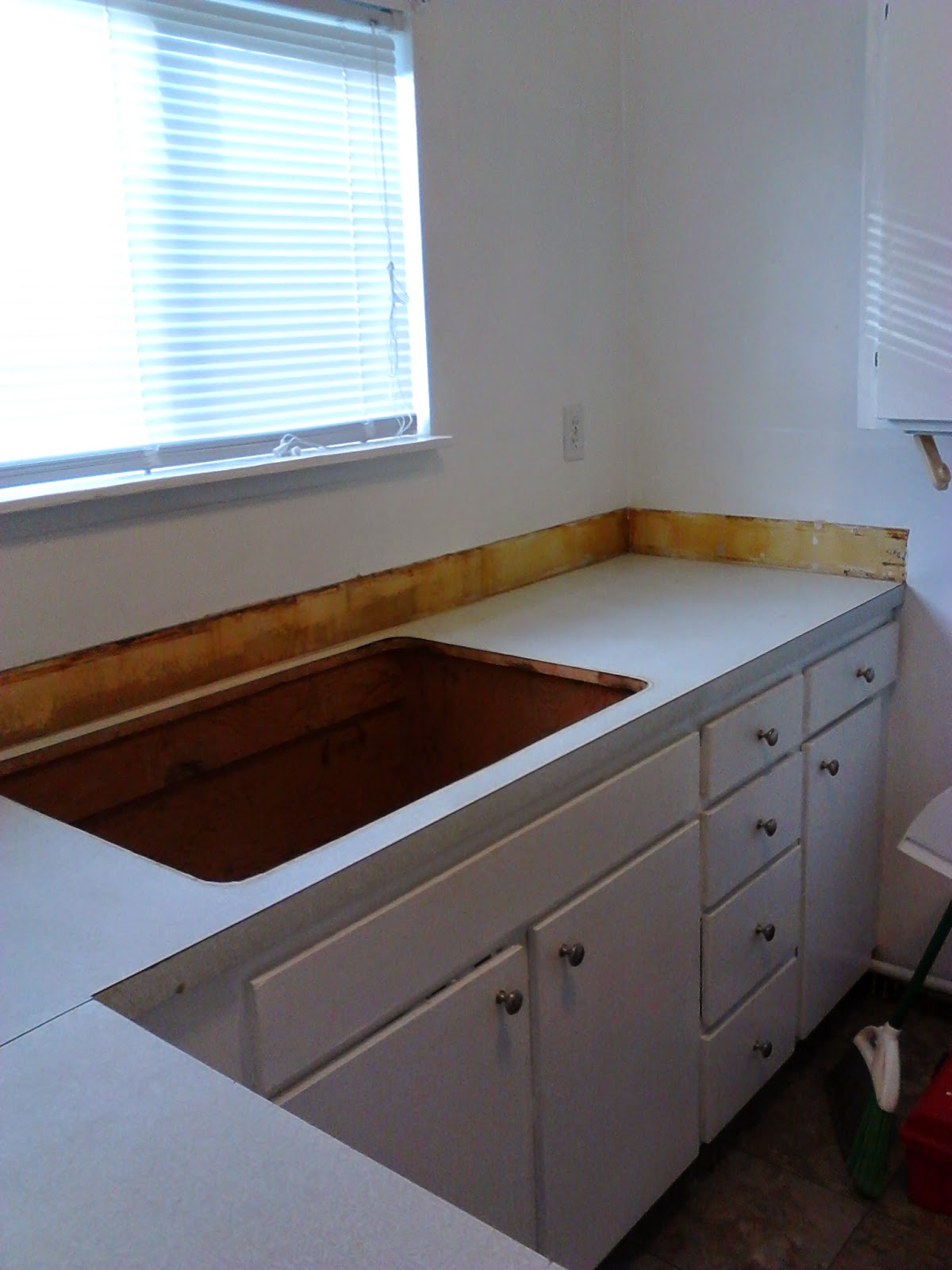 Odds & Ends: COUNTERTOP