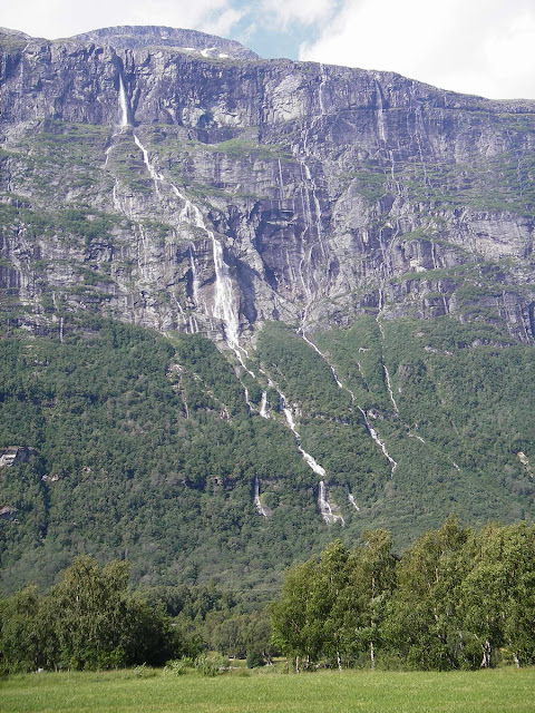 Vinnufossen falls – Noruega
