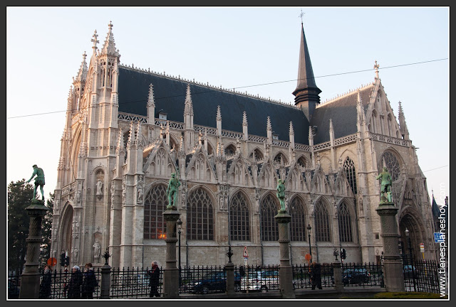 Iglesia Notre Damme du Sablon Bruselas