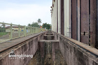 bendungan pintu air sepuluh tangerang