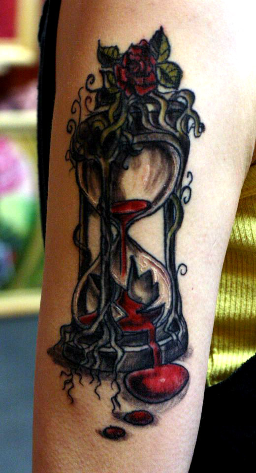Unique Hourglass Tattoo Meanings And Ideas Best Tattoo Design