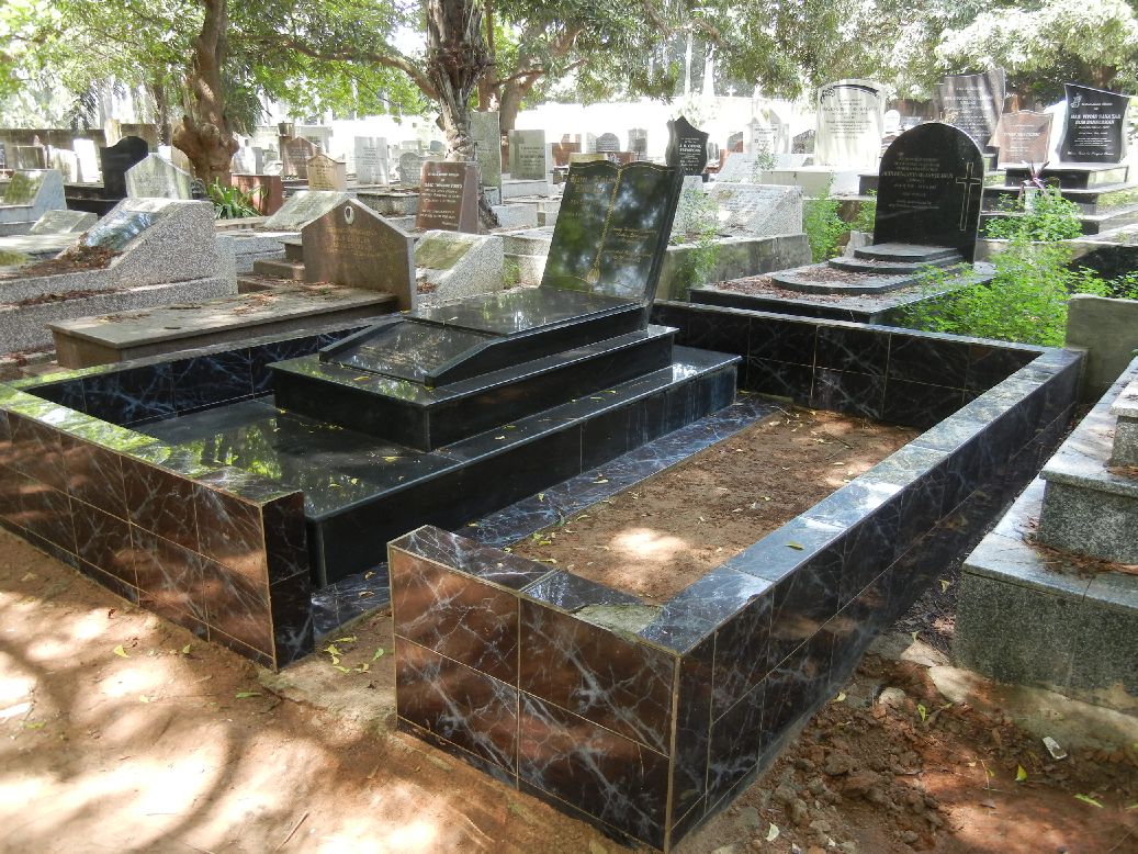 Ghana And Me Ich Versteh Nur Friedhof