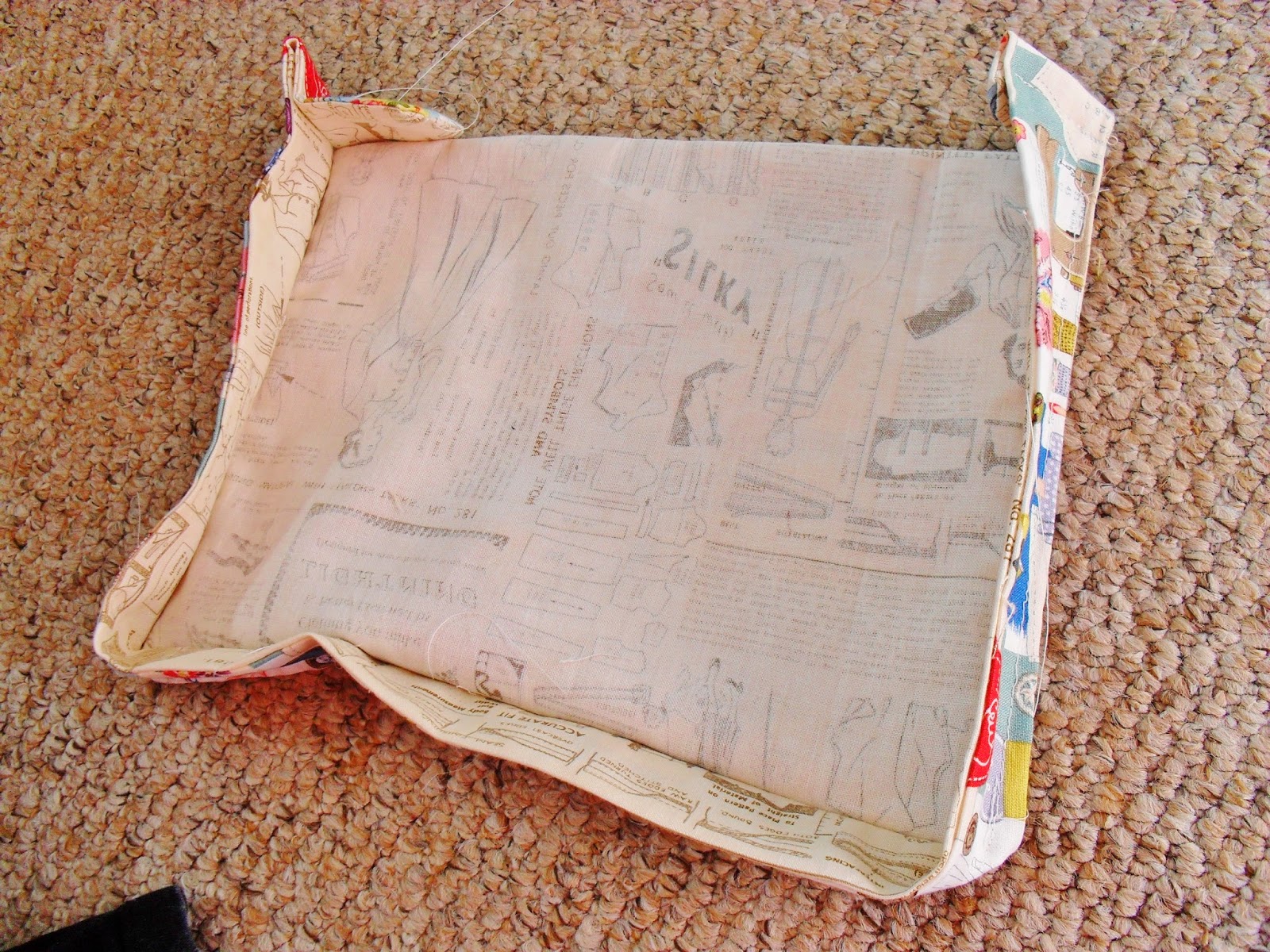 Patchwork Paradise: How to make your very own Inside/Out Satchel! Eeek ...