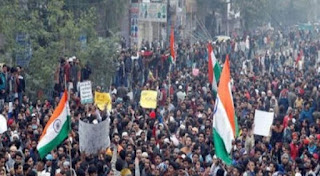 اشتباكات عنيفة خلال تجدد الاحتجاجات ضد قانون منح الجنسية في الهند