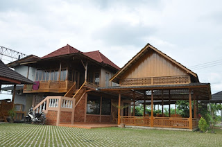 Rumah Kayu Palembang