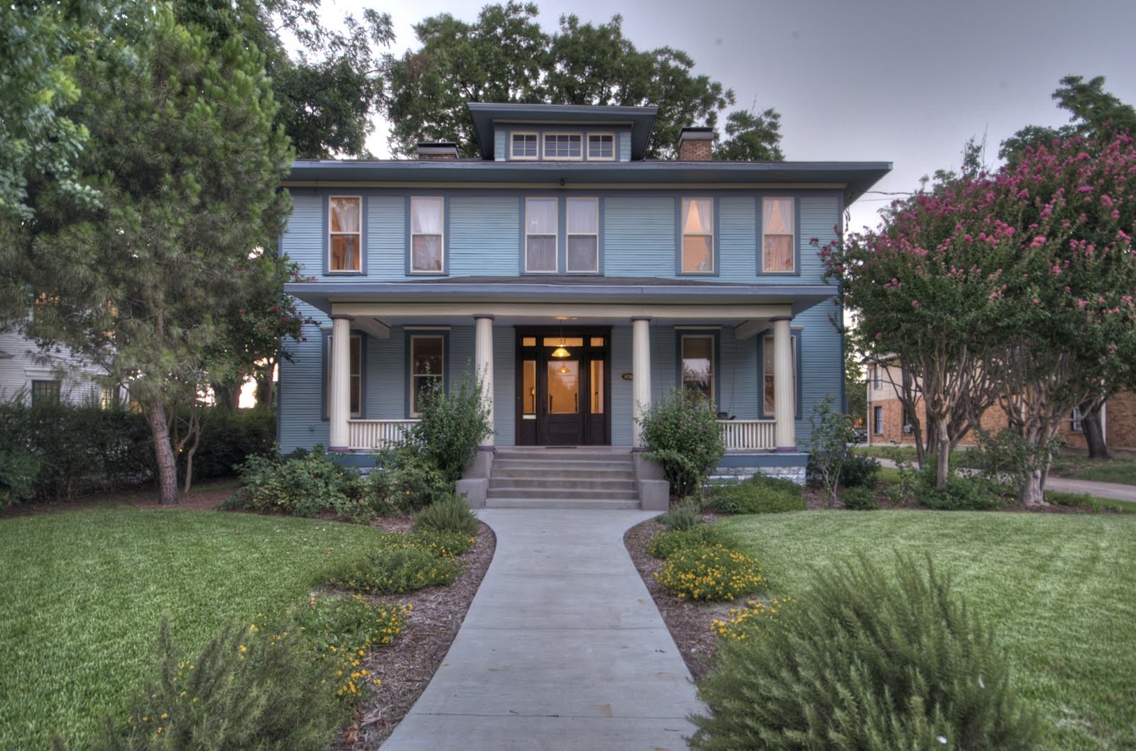 Historic Home for Sale 4203 Junius St. Historic Home for Sale 499,999