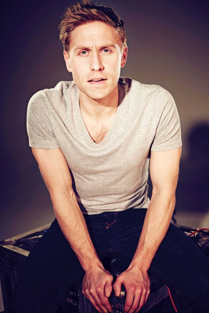 Russell Howard (23 March 1980, Bristol, England, UK) movies list and