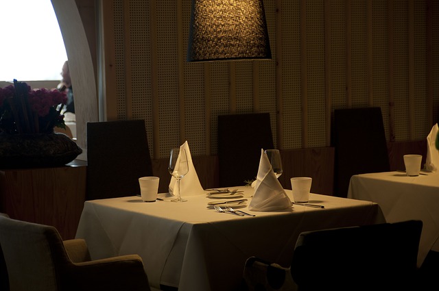 Restaurant table with cruisy lights and ambiance