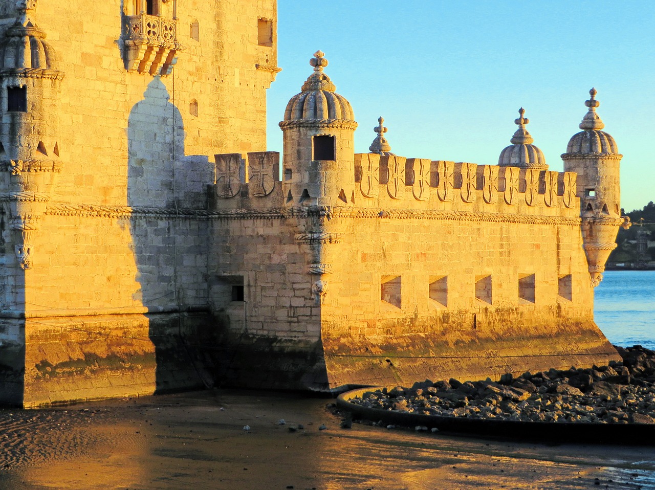 Kindness Bartered with Kindness is Manipulative WaterMerged