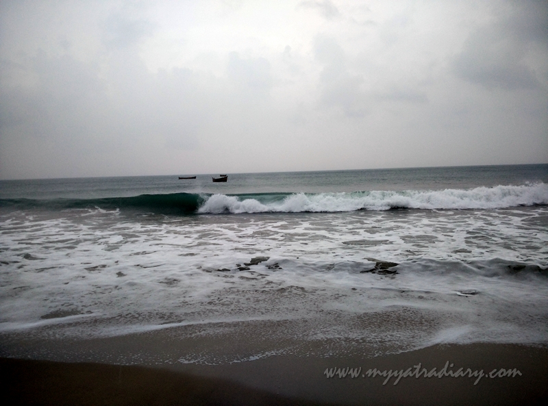 The rough weather at Dhanushkodi Beach, Rameshwaram