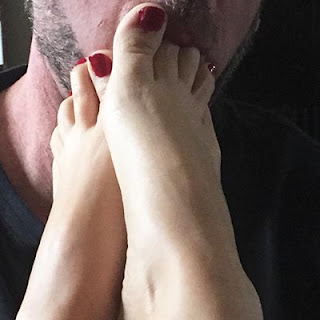 feet on face foot fetish