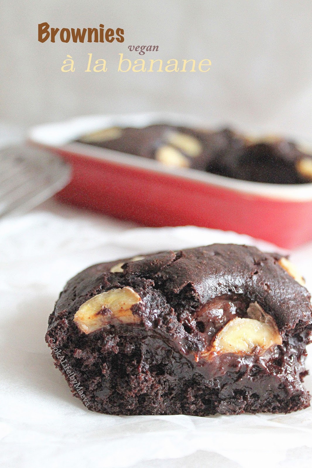 Vegan banana brownies (dairy and egg free) - Brownies vegan à la banane (sans oeuf, sans lactose) • Cook A Life! by Maeva