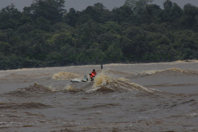 photo Ombak Bono Kampar waves