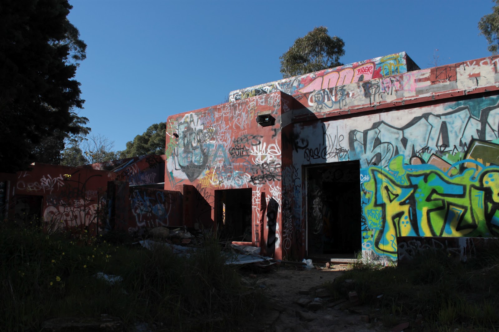 Breaking Into The Industry: Abandoned Mansion (Perth, Australia)