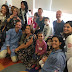 Coldplay canta para pacientes na brinquedoteca do Incor
