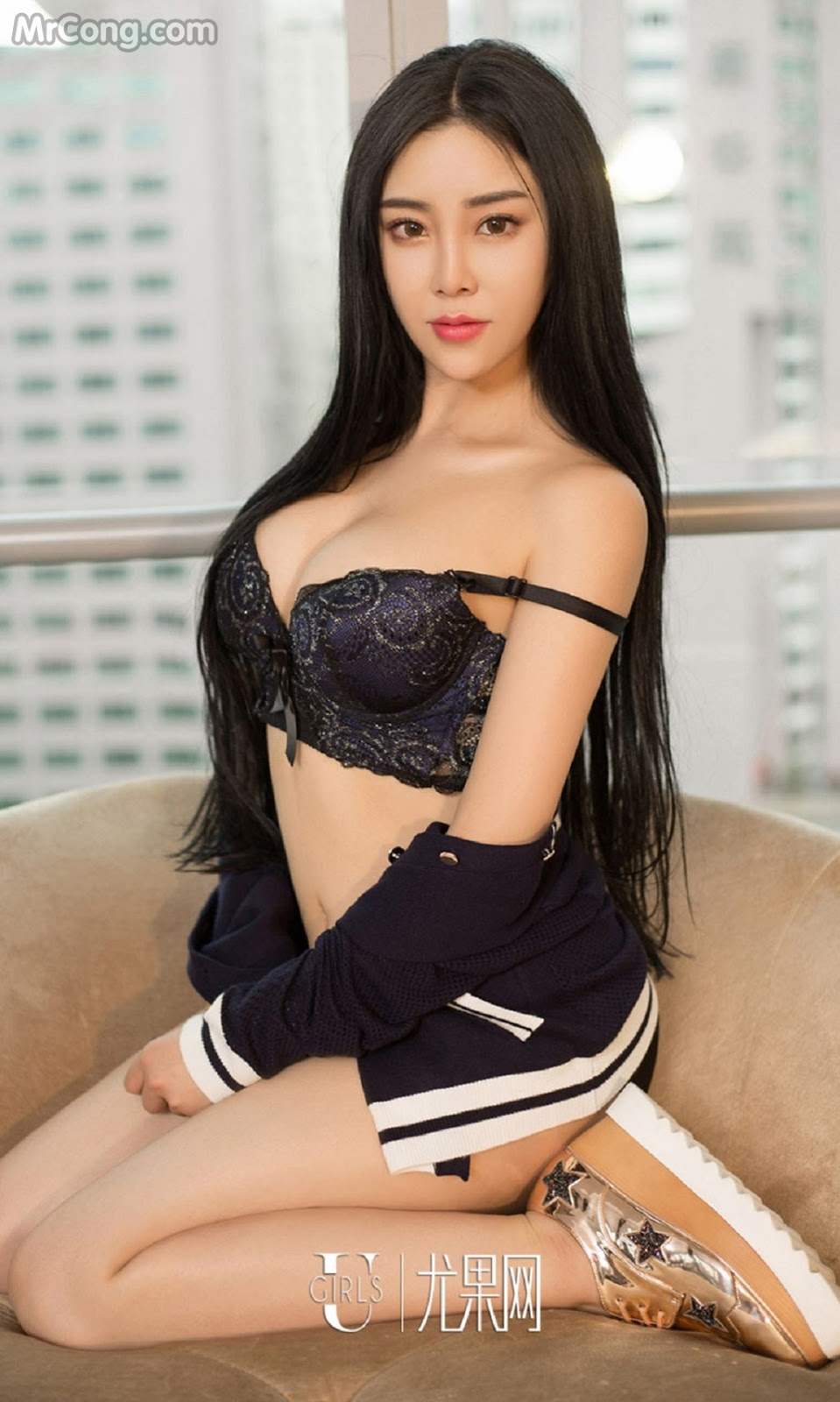 UGIRLS - Ai You Wu App No.726: Model Yang Zhi Zhi (杨 只 只) (40 photos) photo 1-17