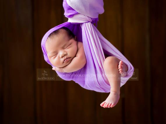 Bouncing behind the lens newborn photographer manila zhen is the word of the day Bouncing behind the lens newborn photographer manila zhen is the word of the day