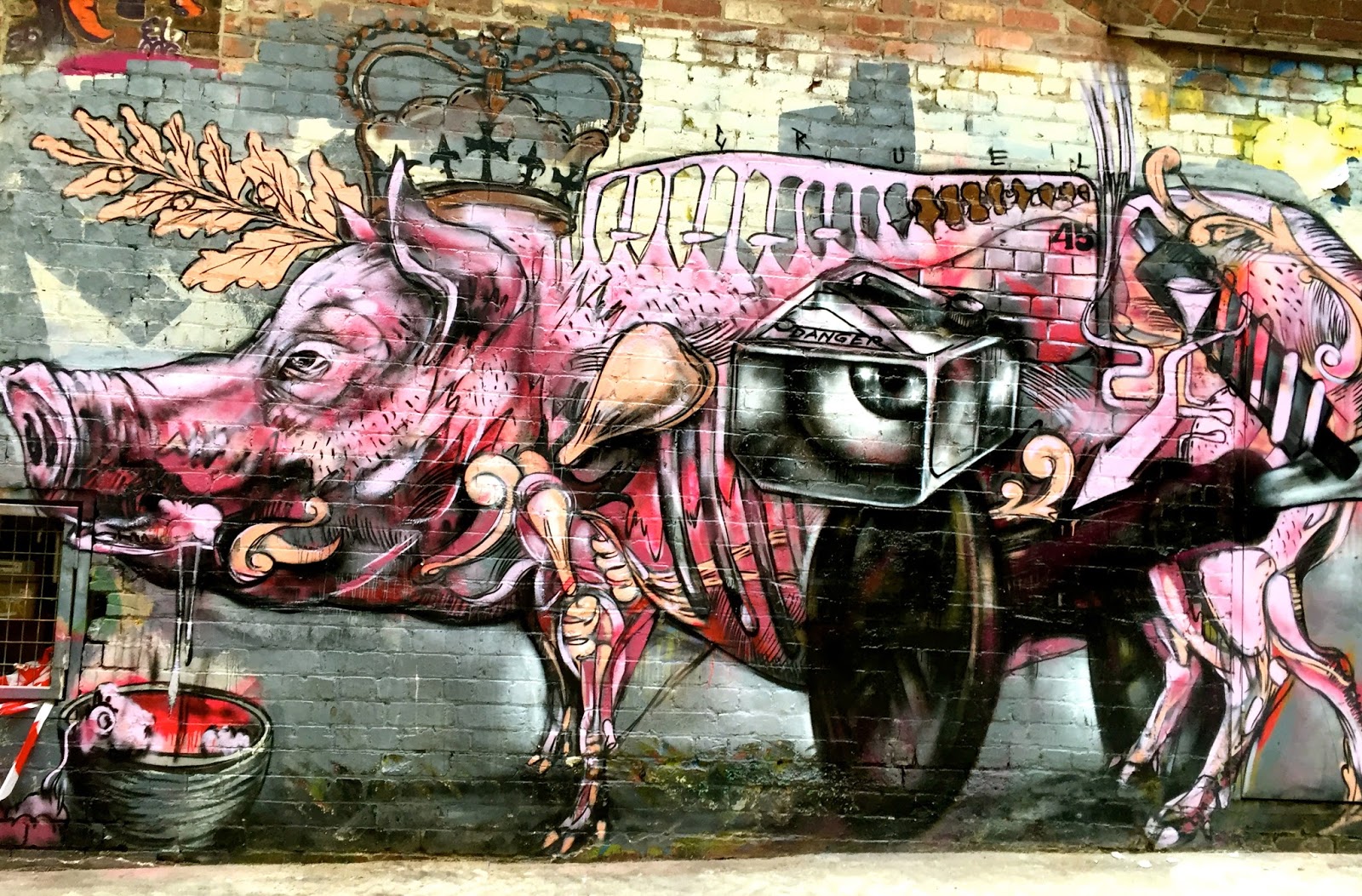 So In Love With Melbourne: The AC/DC hard rock band & and ACDC Lane