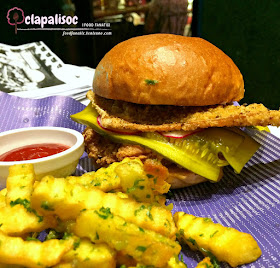 Fowlbread Chicken Sandwich Garlic Fries