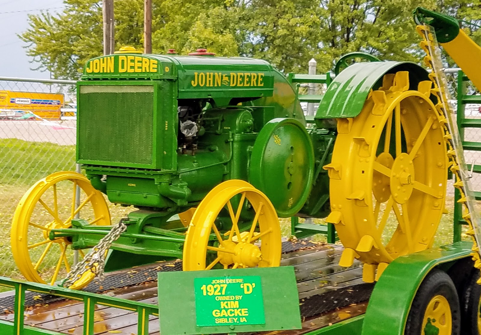 History and Culture by Bicycle Spencer, Iowa 2017 Clay County Fair, 1927 John Deere 'D