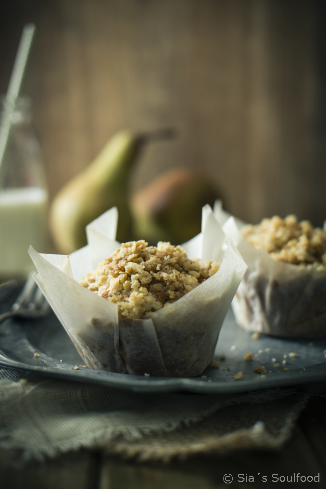 sia´s soulfood foodblog: Birnen-Streusel-Muffins sia´s soulfood foodblog: Birnen-Streusel-Muffins
