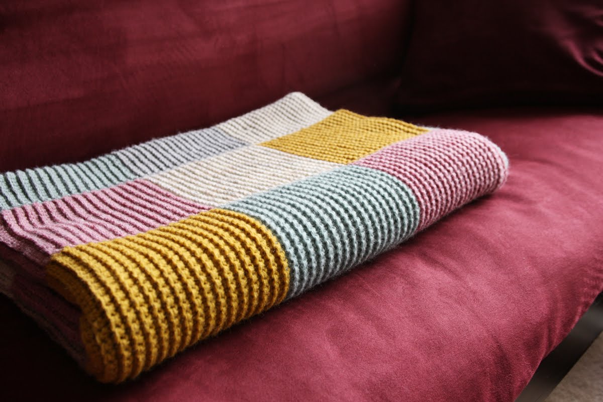 OH LEANDER Color Block Blanket