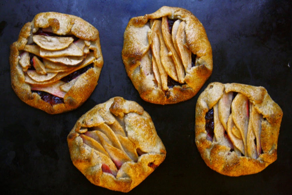 Krebsen und Aluette: Rustikale Birnen Cranberry Tartes